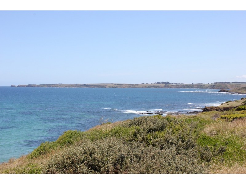 16 Alvina Crescent, Surf Beach VIC 3922