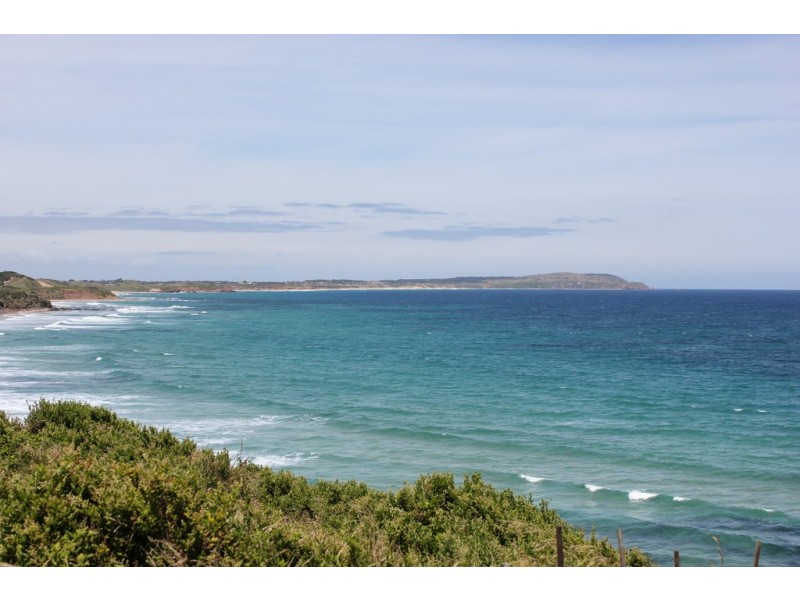 16 Alvina Crescent, Surf Beach VIC 3922