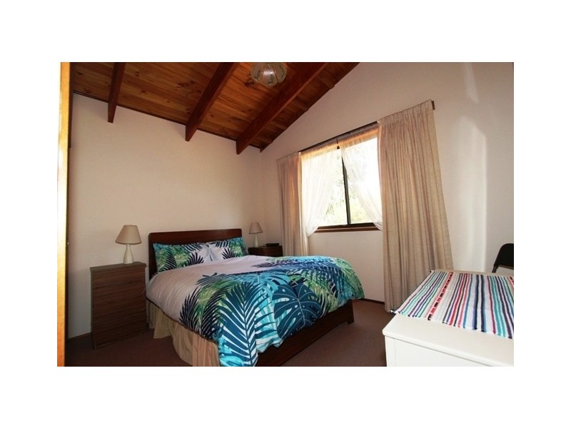 12 Ti Tree Drive, Cowes VIC 3922