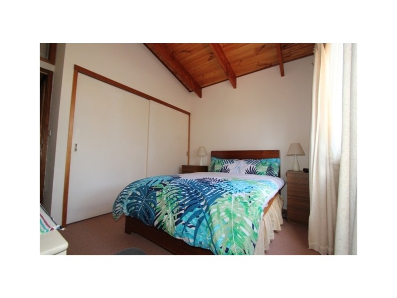 12 Ti Tree Drive, Cowes VIC 3922