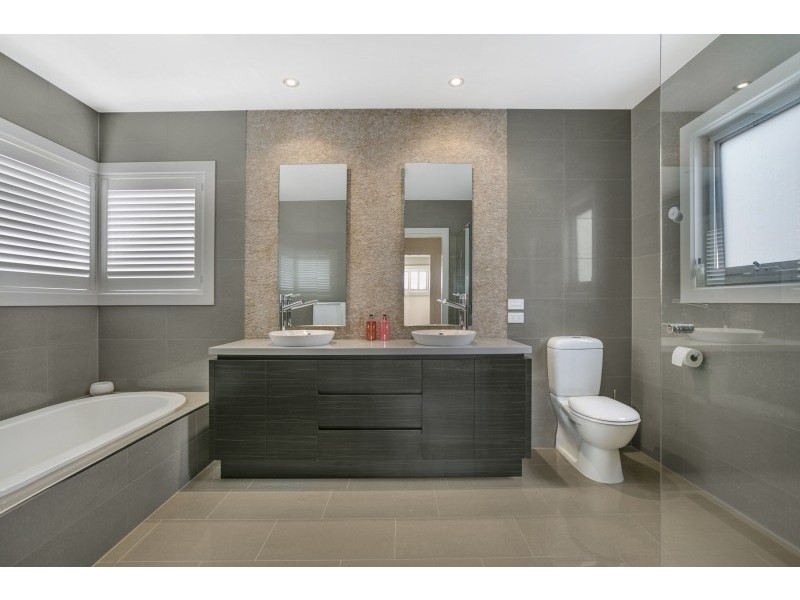 1 Sanctuary Drive, Cowes VIC 3922