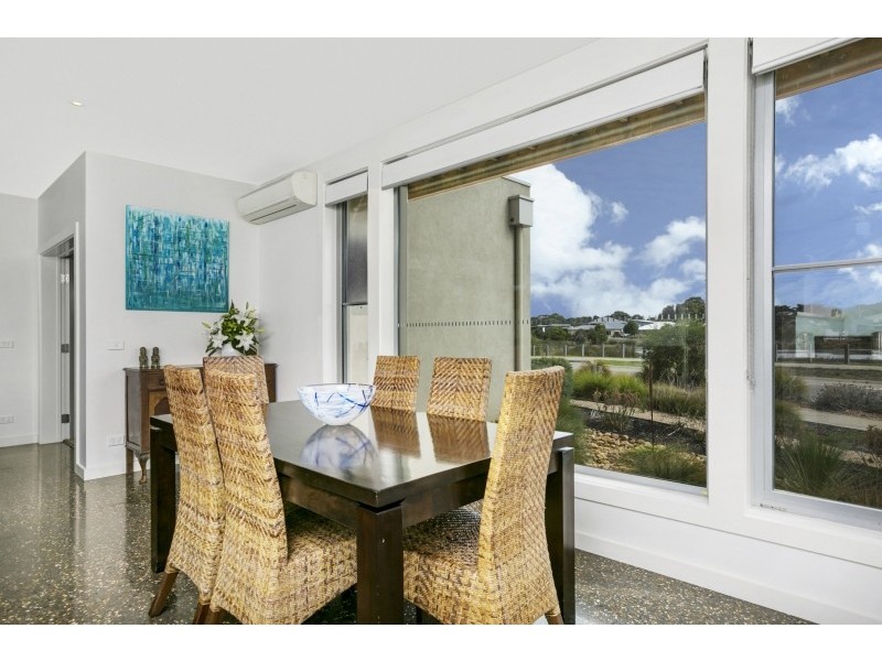 1 Sanctuary Drive, Cowes VIC 3922