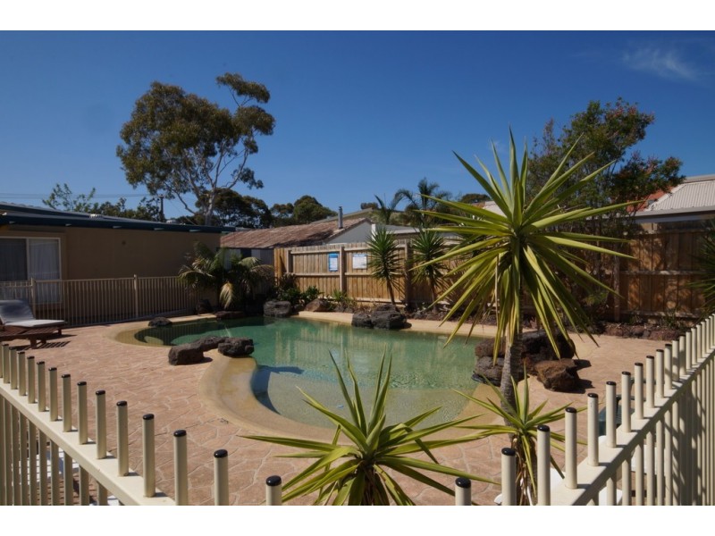 1/2-4 Park Street, Cowes VIC 3922