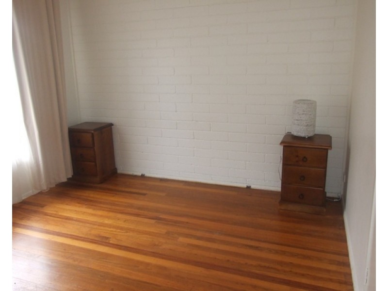 2/44 Chapel Street, Cowes VIC 3922