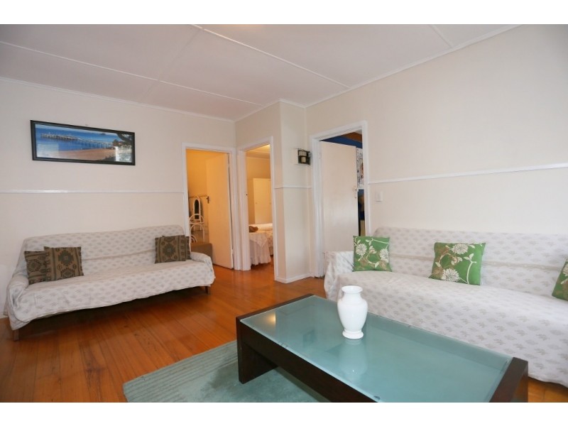 185 Church Street, Cowes VIC 3922