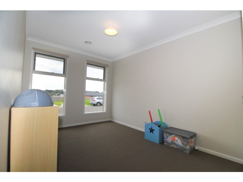 49 Castle Combe Circuit, Cowes VIC 3922