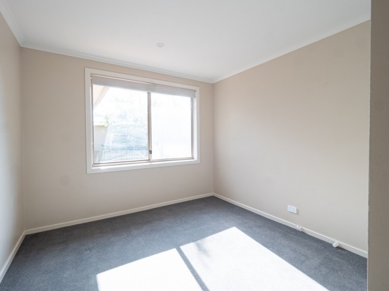 30 Birdwood Avenue, Cowes VIC 3922