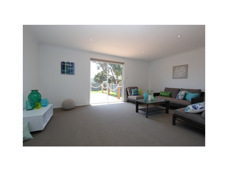 2 Seesburg Street, Cape Woolamai VIC 3925