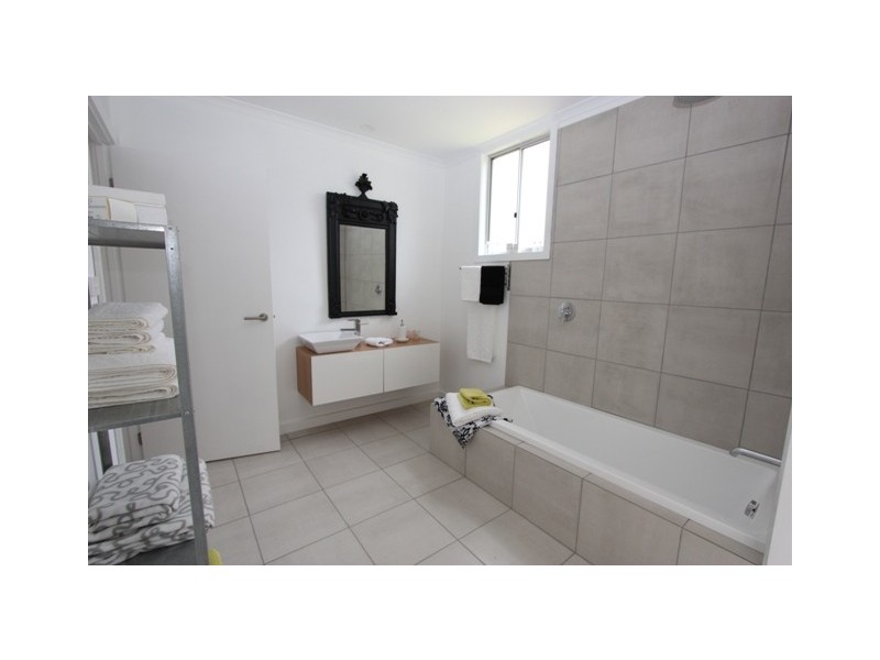 15 Wimbledon Road, Wimbledon Heights VIC 3922