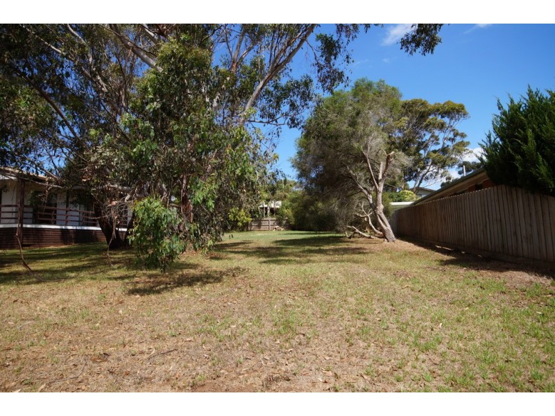 10 Walton Street, Cowes VIC 3922