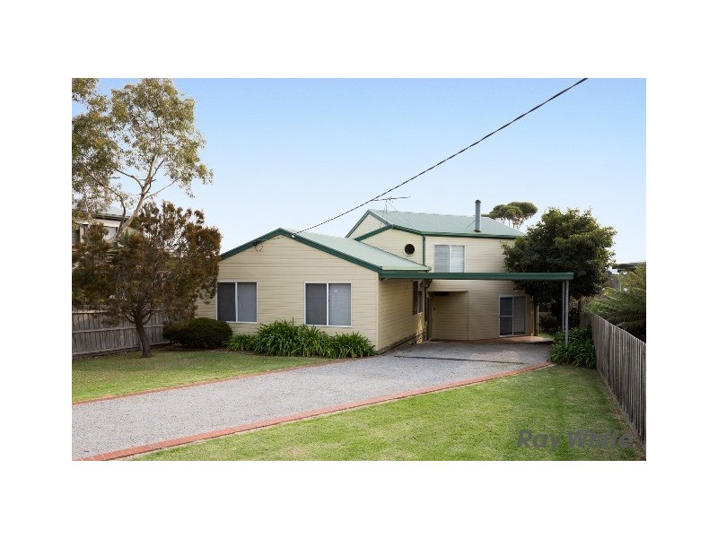 42 Bayview Drive, Cowes VIC 3922