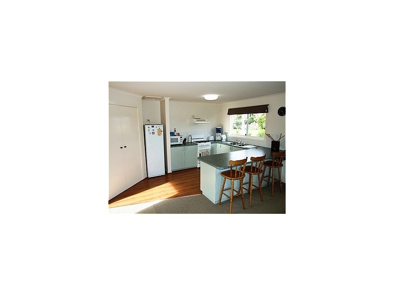 42 Bayview Drive, Cowes VIC 3922