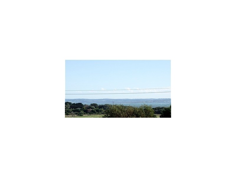 42 Bayview Drive, Cowes VIC 3922