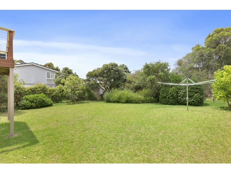1 Sunseeker Court, Cowes VIC 3922