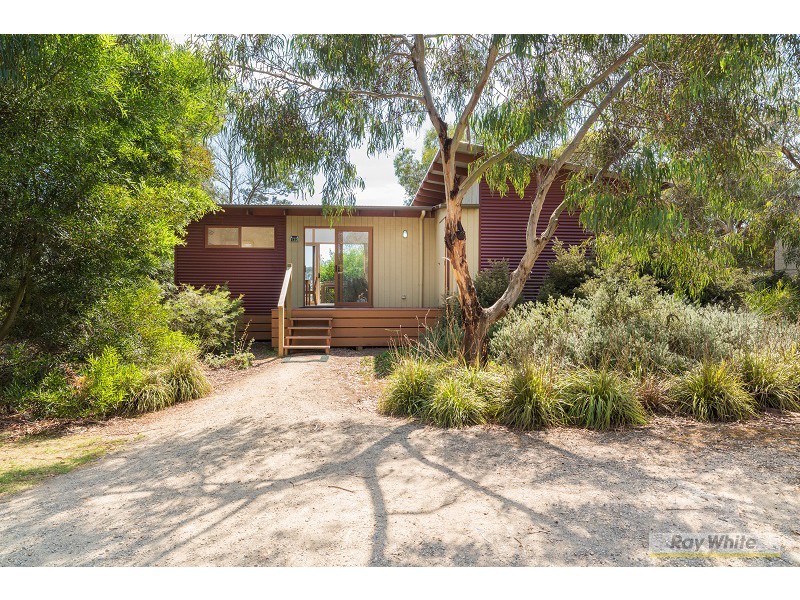 132/2124 Phillip Island Road, Cowes VIC 3922