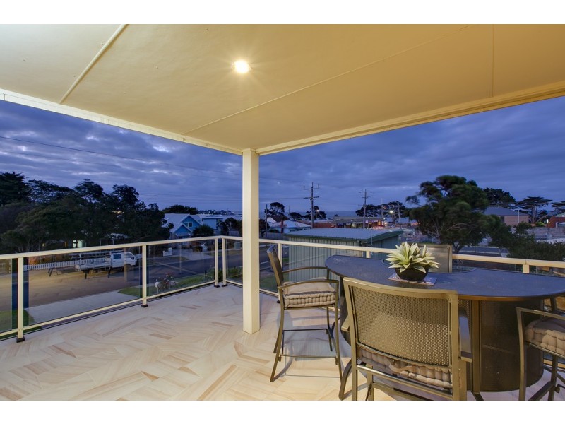 84 Back Beach Road, San Remo VIC 3925