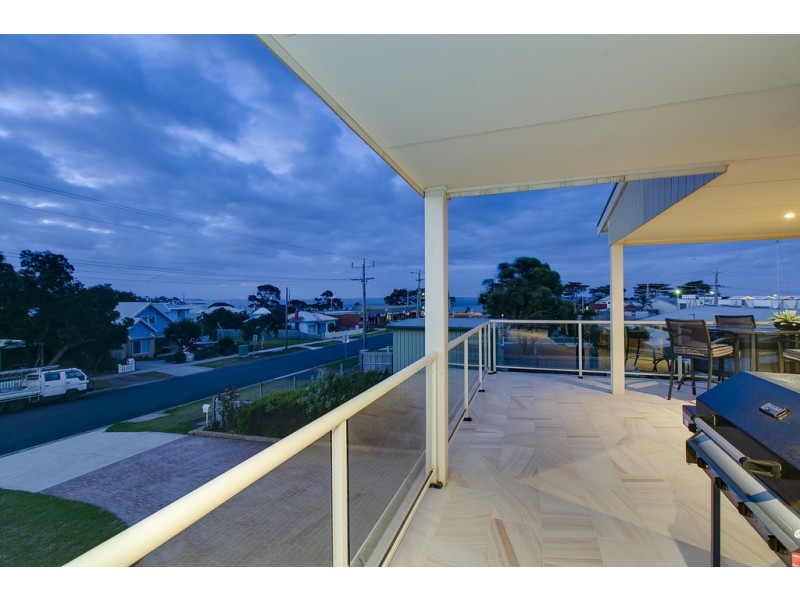 84 Back Beach Road, San Remo VIC 3925