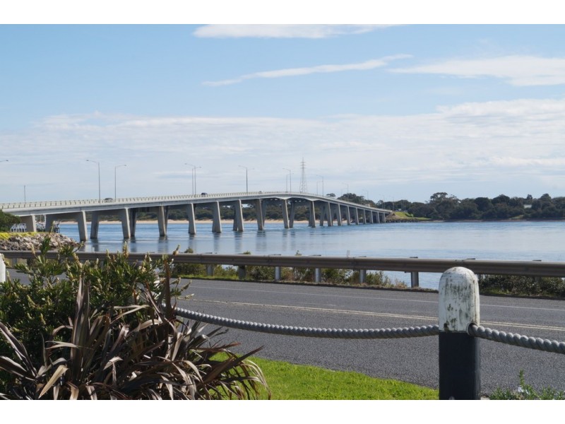 84 Back Beach Road, San Remo VIC 3925