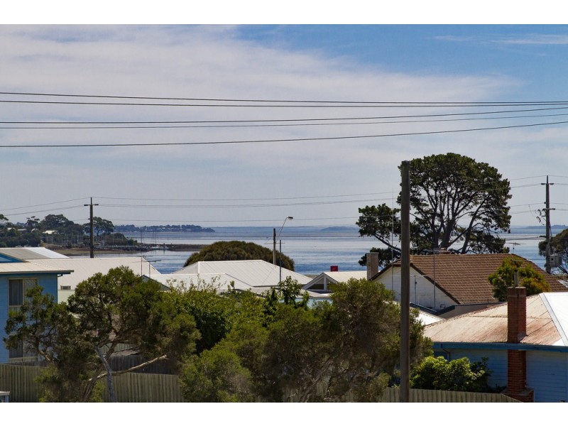84 Back Beach Road, San Remo VIC 3925