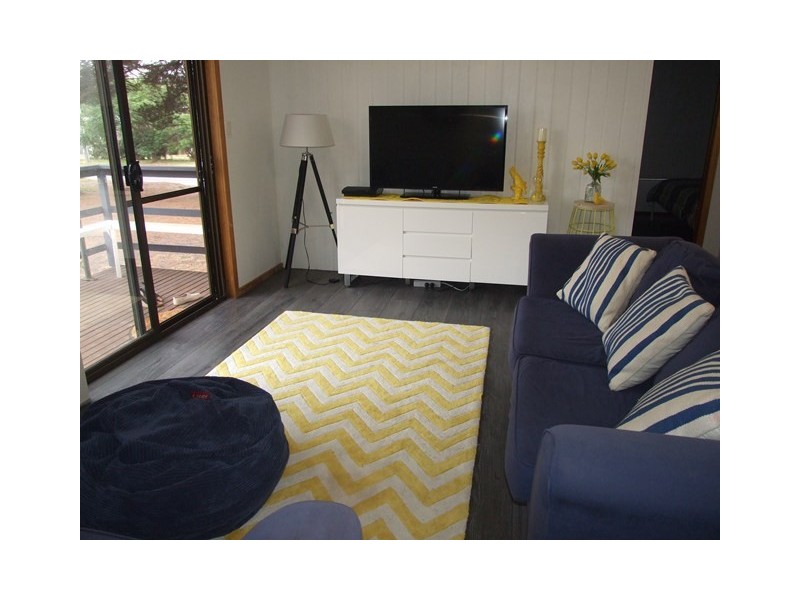 598 Settlement Road, Cowes VIC 3922