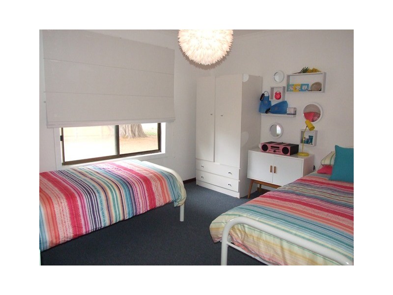 598 Settlement Road, Cowes VIC 3922