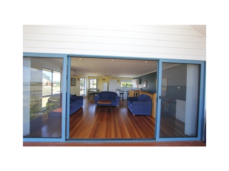 131 Phillip Island Road, Surf Beach VIC 3922