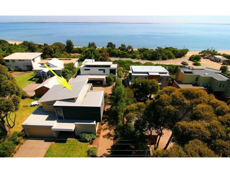 1/2 Hartley Street, Cowes VIC 3922