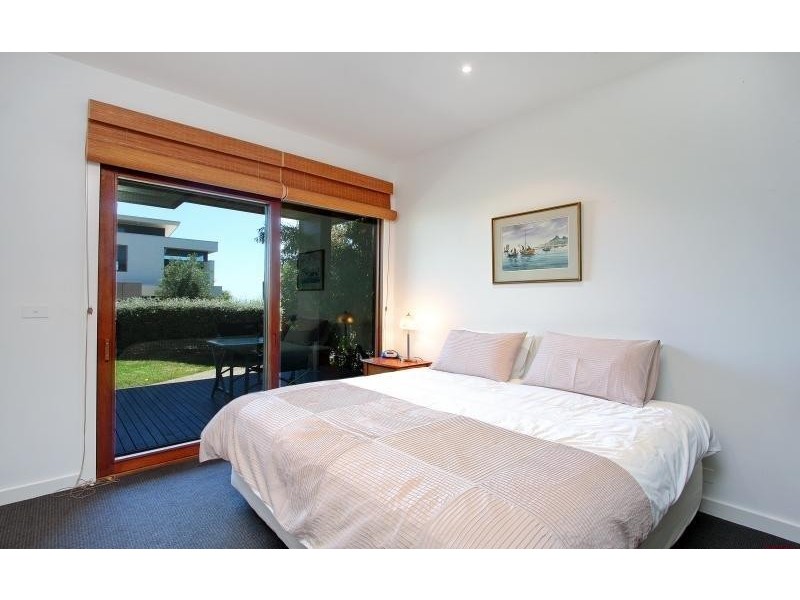 1/2 Hartley Street, Cowes VIC 3922