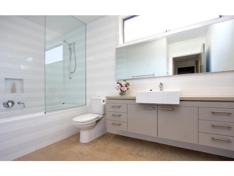 1/2 Hartley Street, Cowes VIC 3922