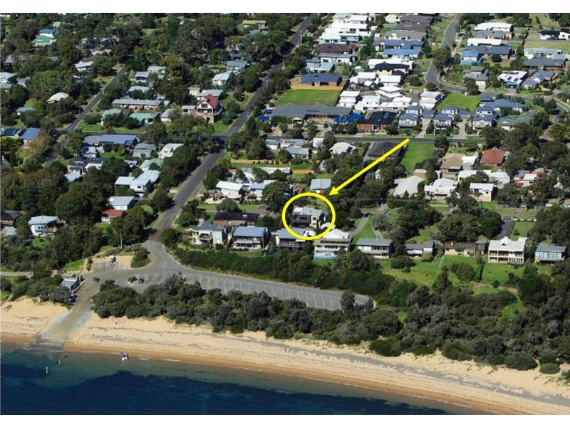 1/2 Hartley Street, Cowes VIC 3922
