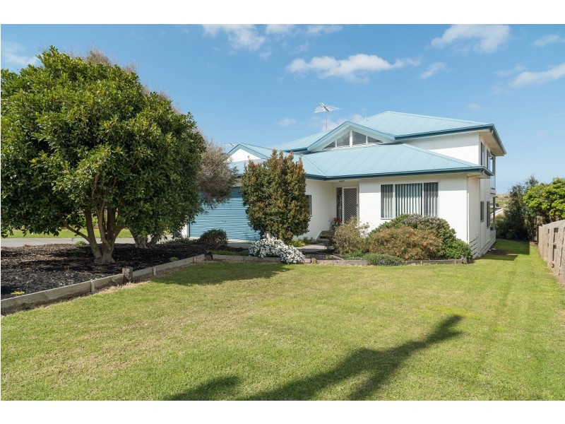 64 Shetland Heights Road, San Remo VIC 3925
