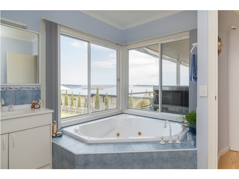 64 Shetland Heights Road, San Remo VIC 3925