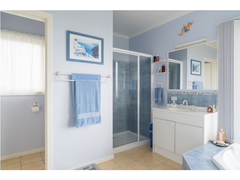 64 Shetland Heights Road, San Remo VIC 3925