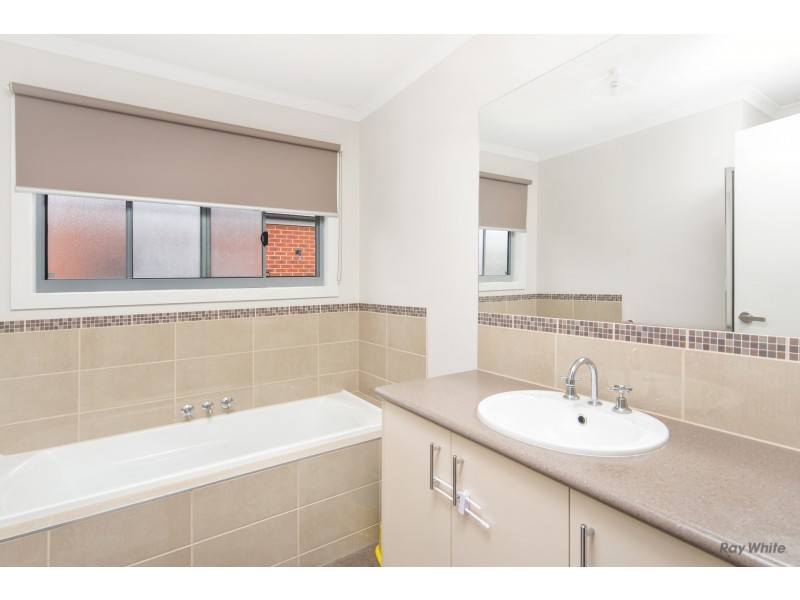 41 Elvington Avenue, Cowes VIC 3922