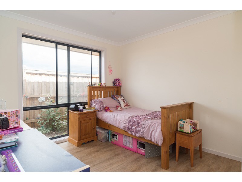 5 Grampian Bvld, Cowes VIC 3922