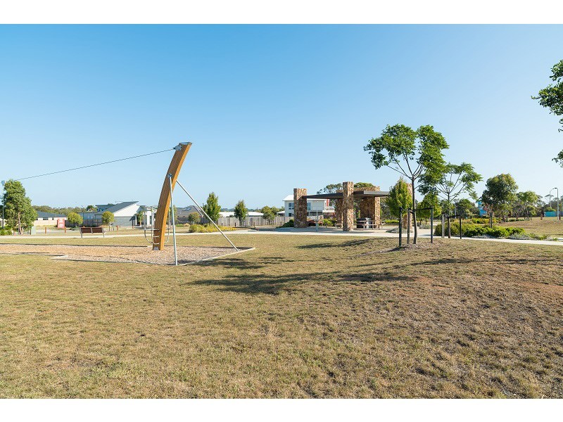 5 Grampian Bvld, Cowes VIC 3922