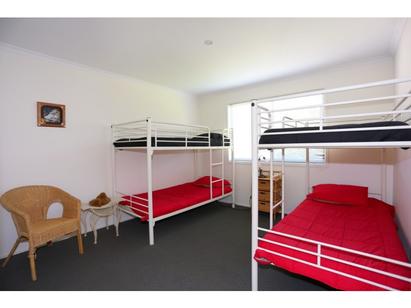 4 Chloe Close, Cowes VIC 3922