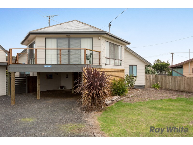1B Bayview Avenue, Surf Beach VIC 3922