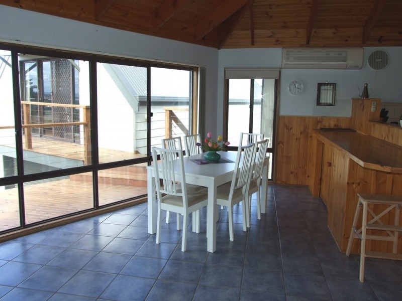 1B Bayview Avenue, Surf Beach VIC 3922