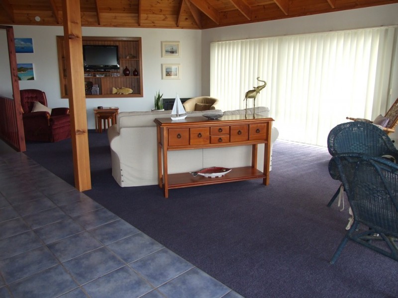 1B Bayview Avenue, Surf Beach VIC 3922