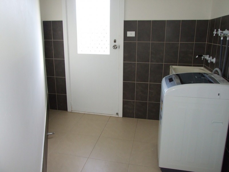 1B Bayview Avenue, Surf Beach VIC 3922