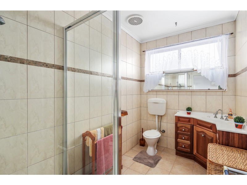 44 Sunderland Bay Road, Sunderland Bay VIC 3922