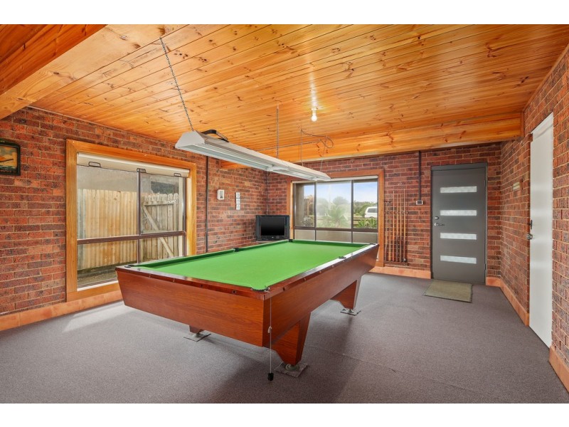 44 Sunderland Bay Road, Sunderland Bay VIC 3922