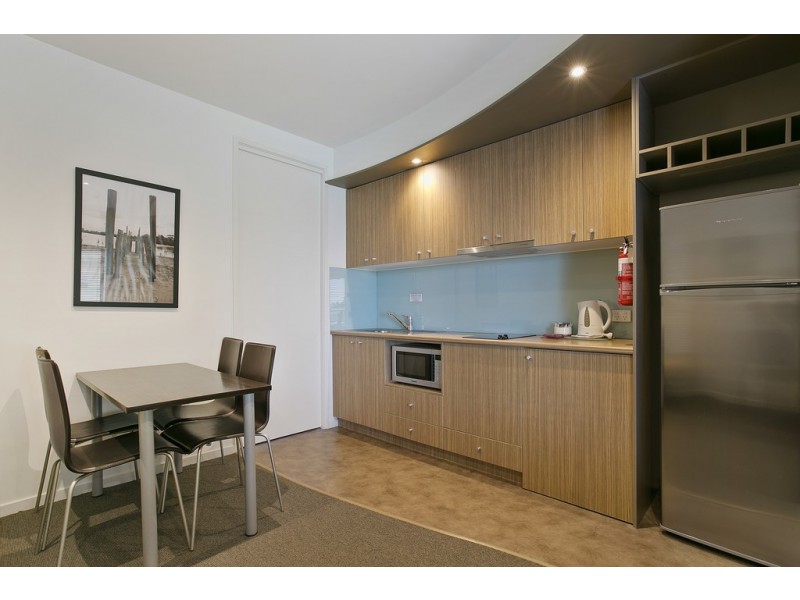 447/2-3 The Esplanade, Cowes VIC 3922