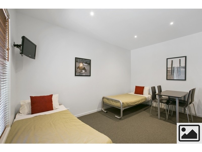 447/2-3 The Esplanade, Cowes VIC 3922