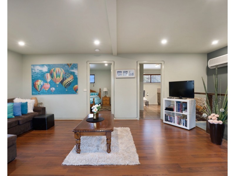 44 Red Rocks Road, Cowes VIC 3922