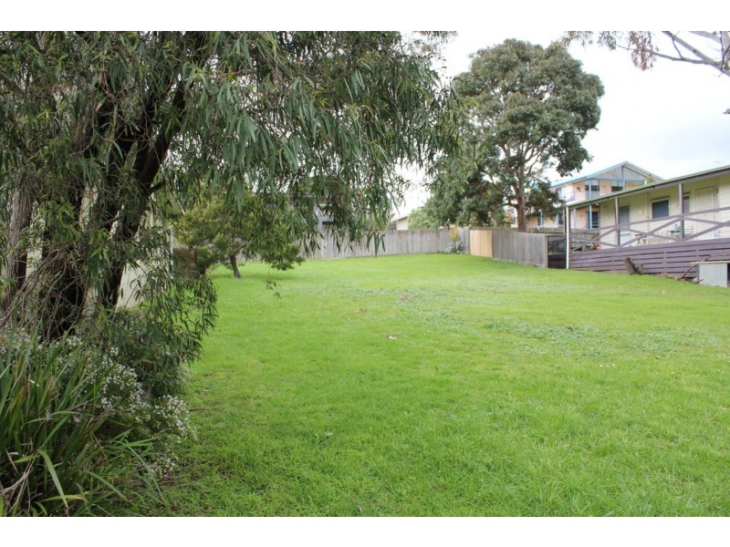 53 Red Rocks Road, Cowes VIC 3922