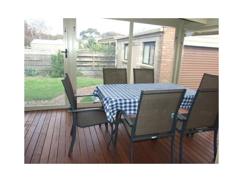 10 Malcliff Road, Newhaven VIC 3925
