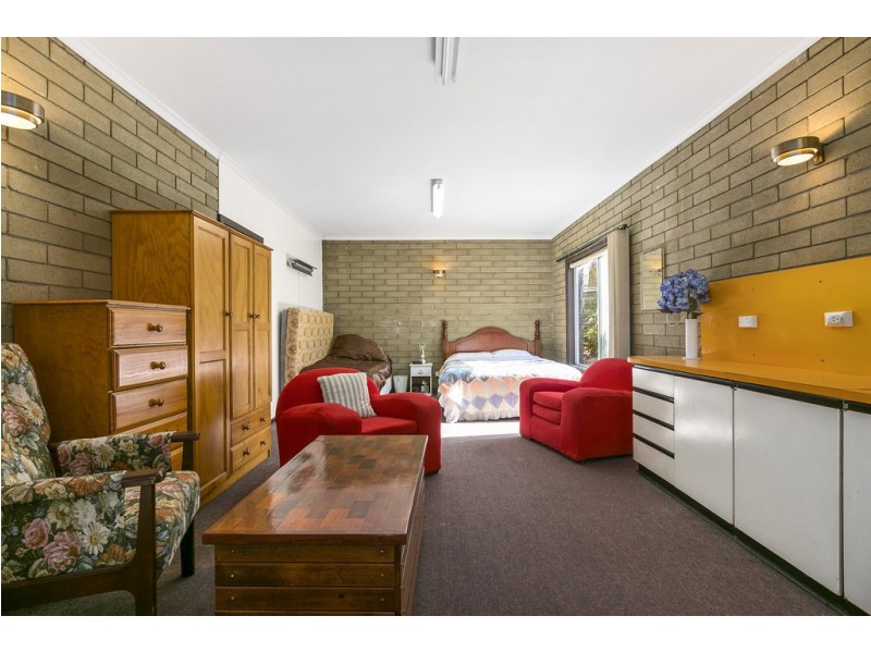 22-24 Highland Avenue, Cowes VIC 3922