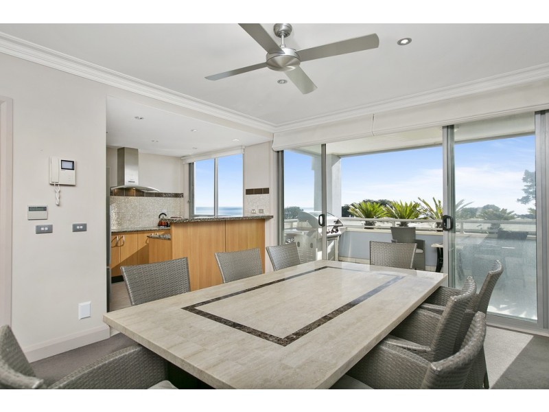 2/20 The Esplanade, Cowes VIC 3922